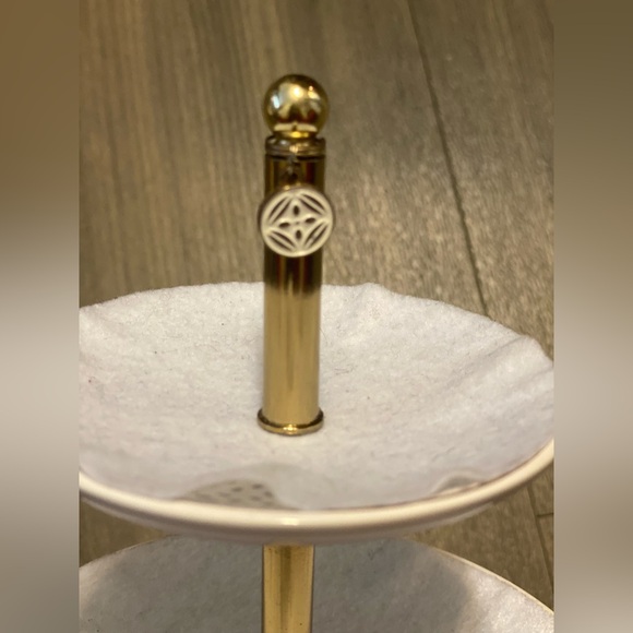 West Emory: 3-Tiered Ceramic Jewel Platter (Gently Used but Excellent Condition) - Picture 5 of 8